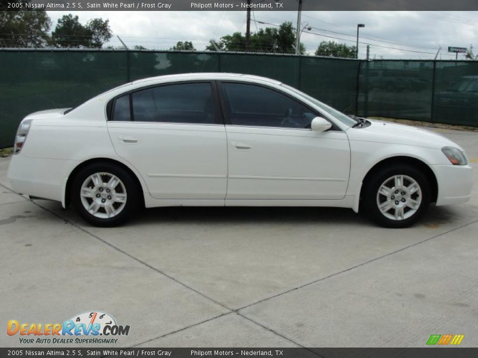 2005 Nissan Altima 2.5 S Satin White Pearl / Frost Gray Photo #2
