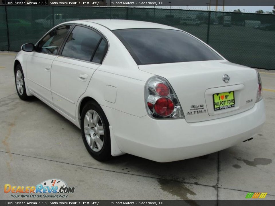 2005 Nissan Altima 2.5 S Satin White Pearl / Frost Gray Photo #5