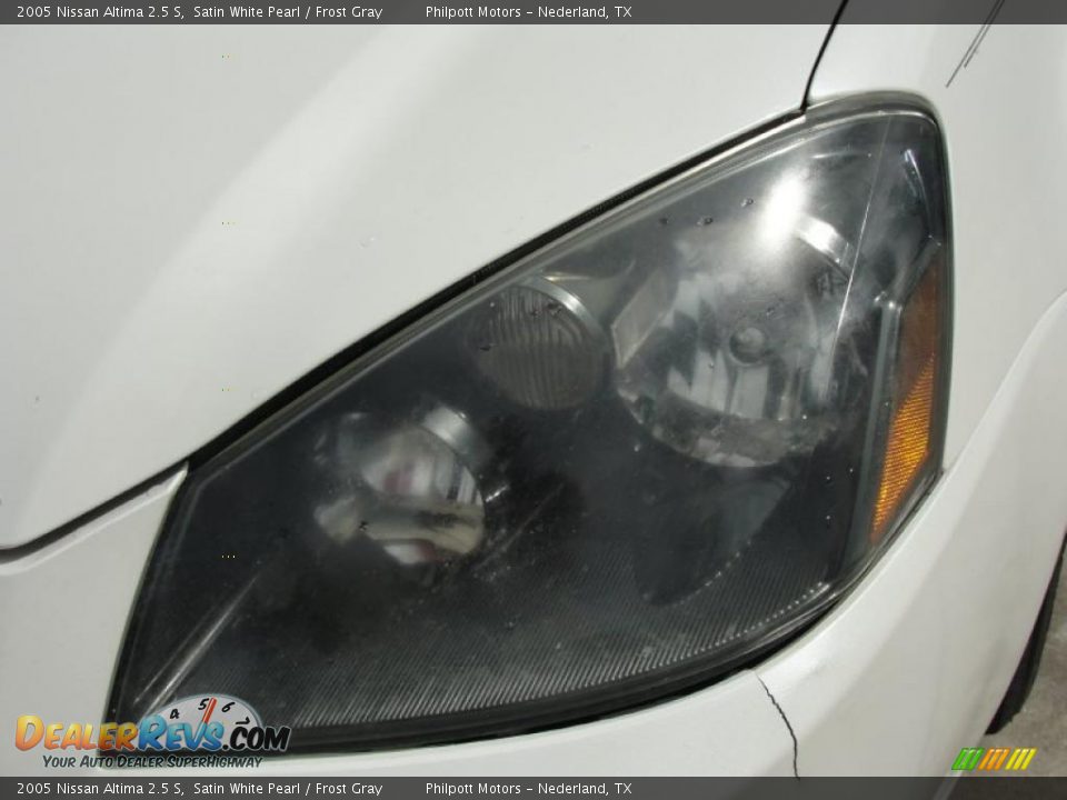 2005 Nissan Altima 2.5 S Satin White Pearl / Frost Gray Photo #10