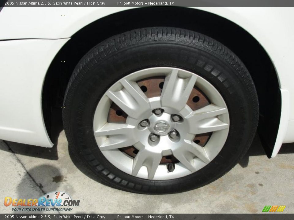 2005 Nissan Altima 2.5 S Satin White Pearl / Frost Gray Photo #12