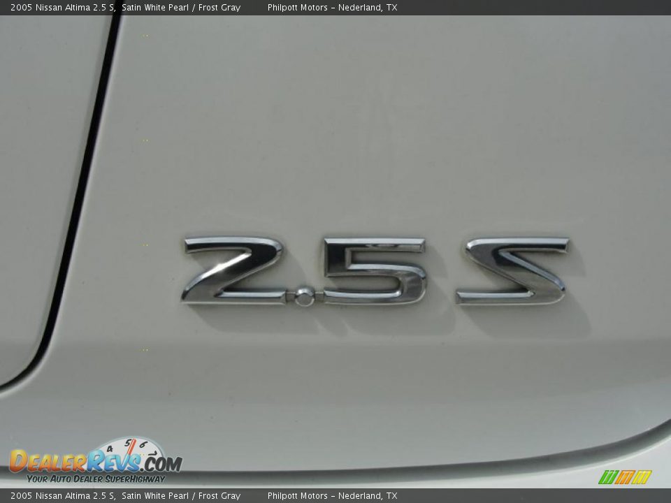 2005 Nissan Altima 2.5 S Satin White Pearl / Frost Gray Photo #19