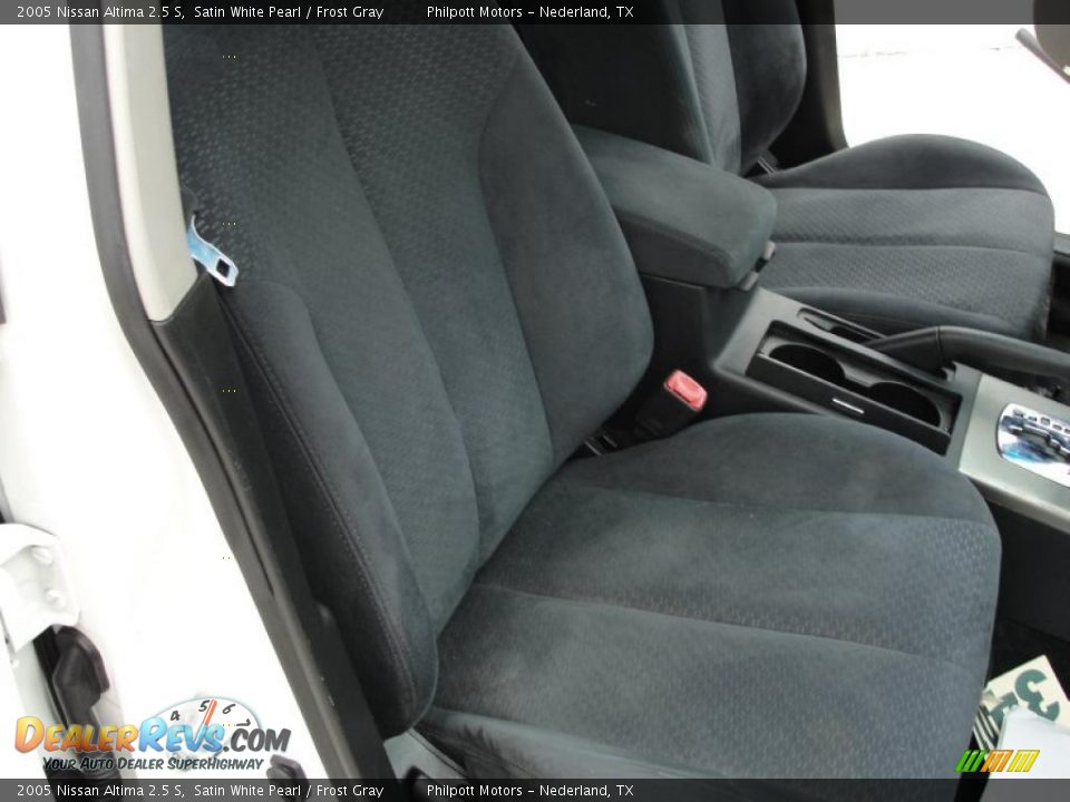 2005 Nissan Altima 2.5 S Satin White Pearl / Frost Gray Photo #24