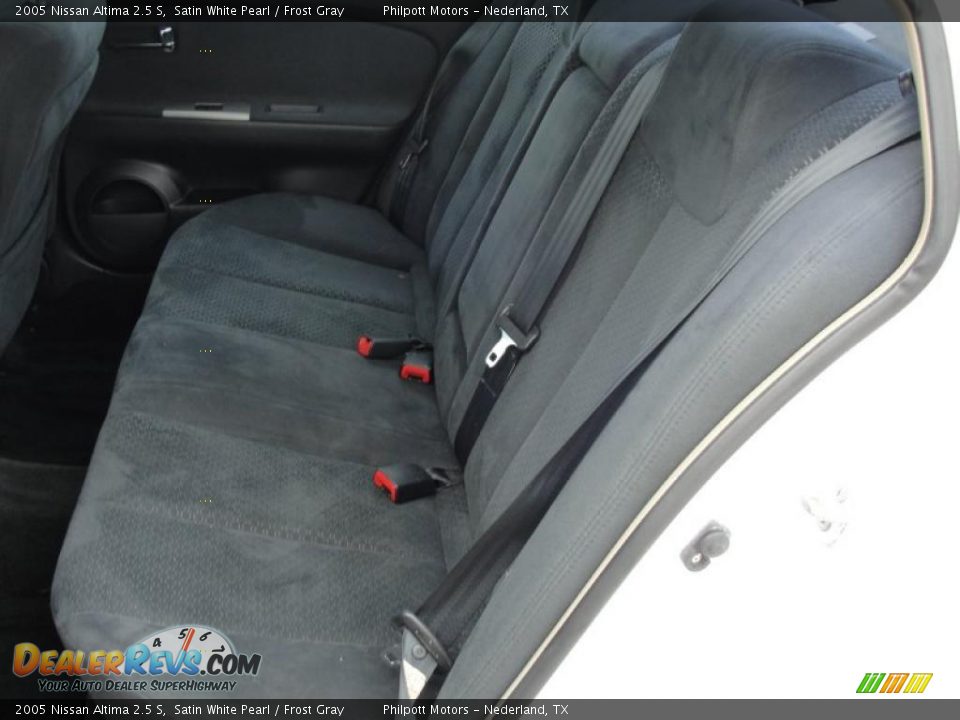 2005 Nissan Altima 2.5 S Satin White Pearl / Frost Gray Photo #29