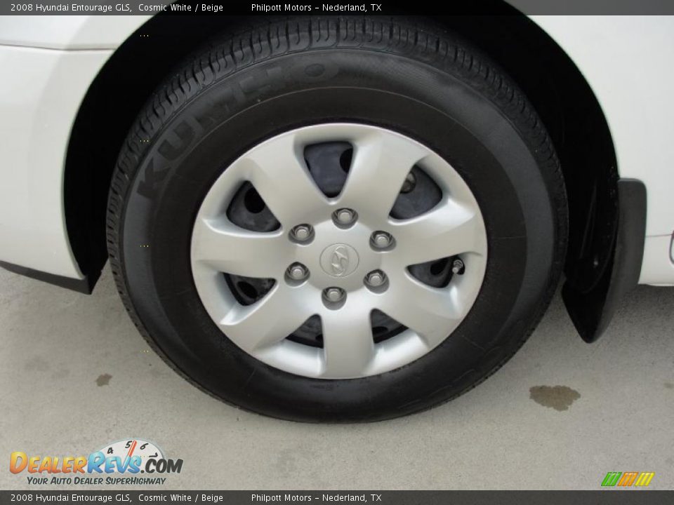 2008 Hyundai Entourage GLS Wheel Photo #13