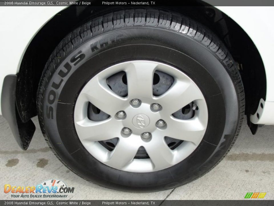 2008 Hyundai Entourage GLS Wheel Photo #15