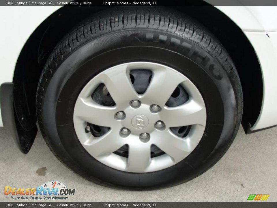 2008 Hyundai Entourage GLS Wheel Photo #16