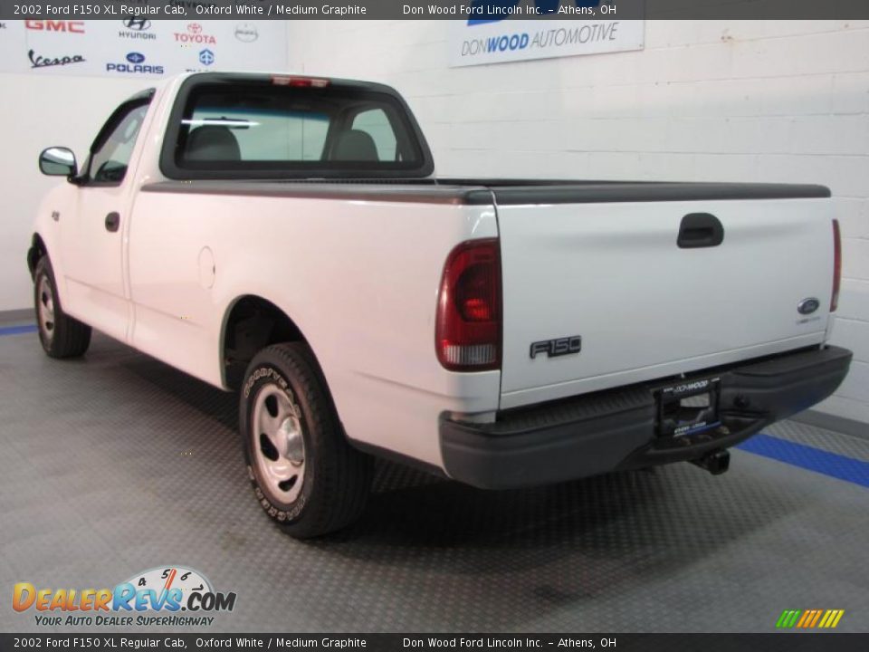 2002 Ford F150 XL Regular Cab Oxford White / Medium Graphite Photo #3