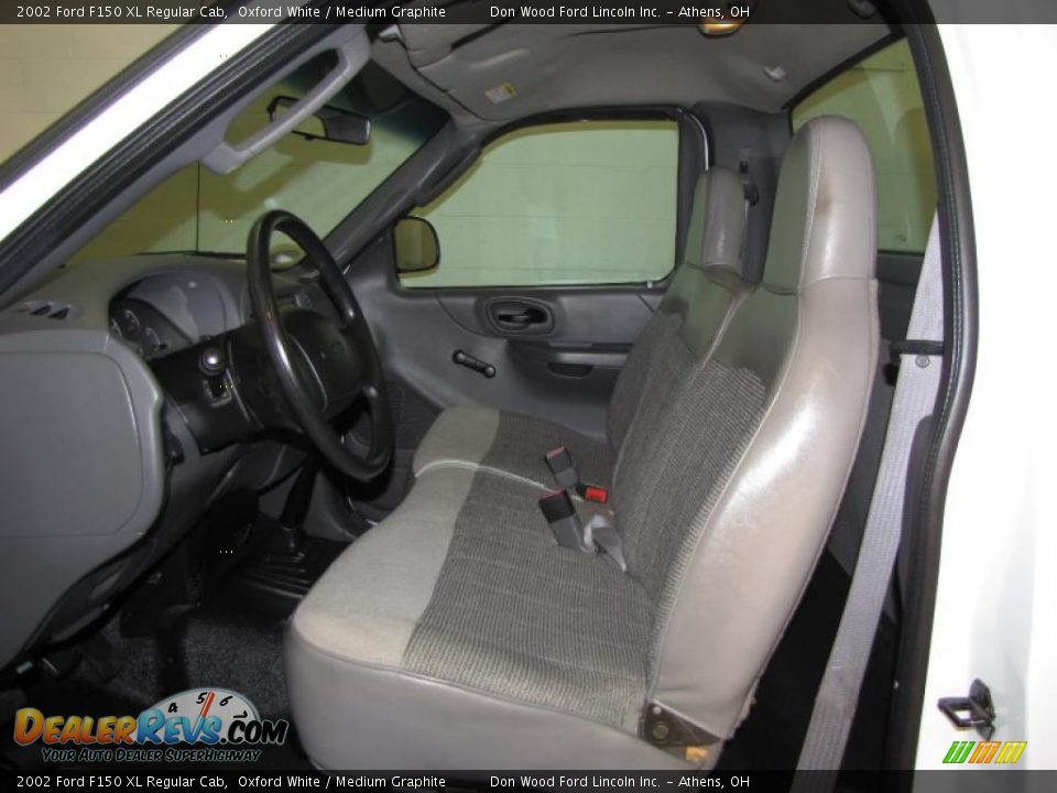 Medium Graphite Interior - 2002 Ford F150 XL Regular Cab Photo #10