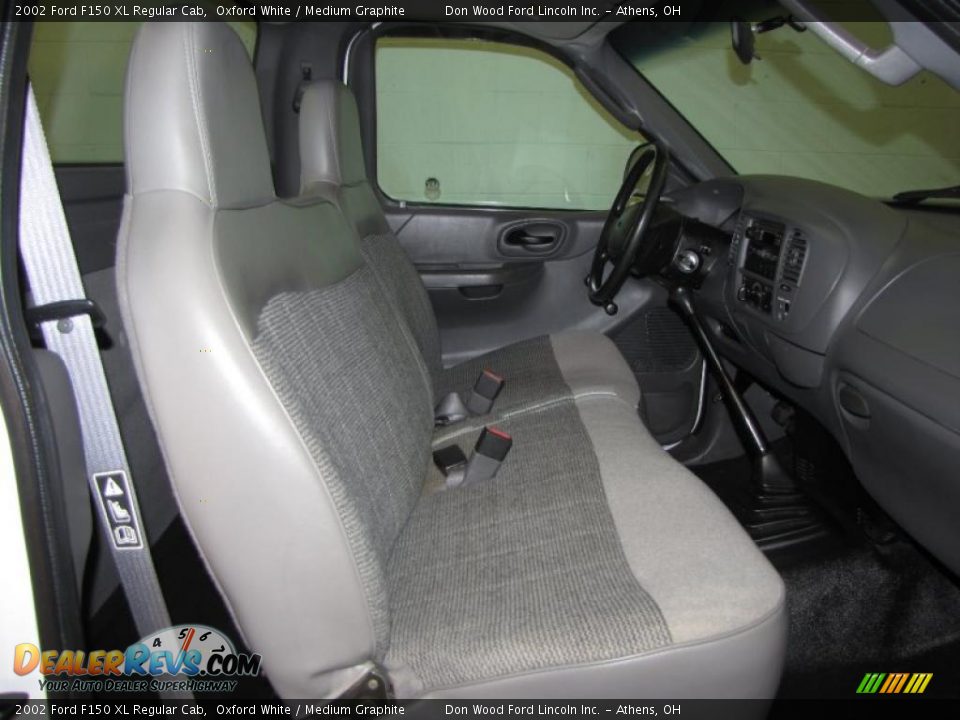 Medium Graphite Interior - 2002 Ford F150 XL Regular Cab Photo #11