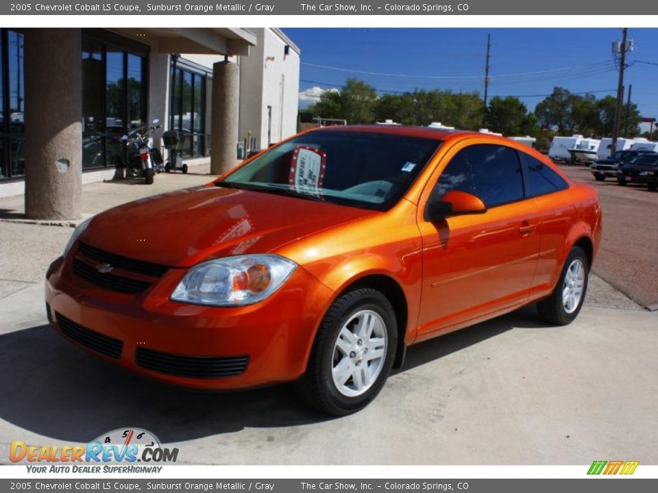 2005 Chevrolet Cobalt LS Coupe Sunburst Orange Metallic / Gray Photo #2