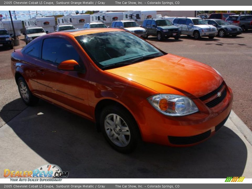 2005 Chevrolet Cobalt LS Coupe Sunburst Orange Metallic / Gray Photo #3