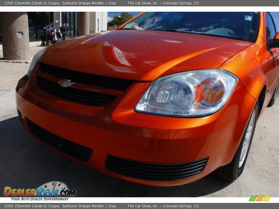 2005 Chevrolet Cobalt LS Coupe Sunburst Orange Metallic / Gray Photo #15