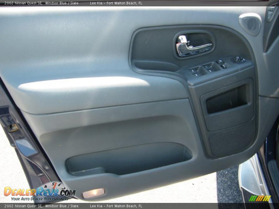 Slate Interior - 2002 Nissan Quest SE Photo #15