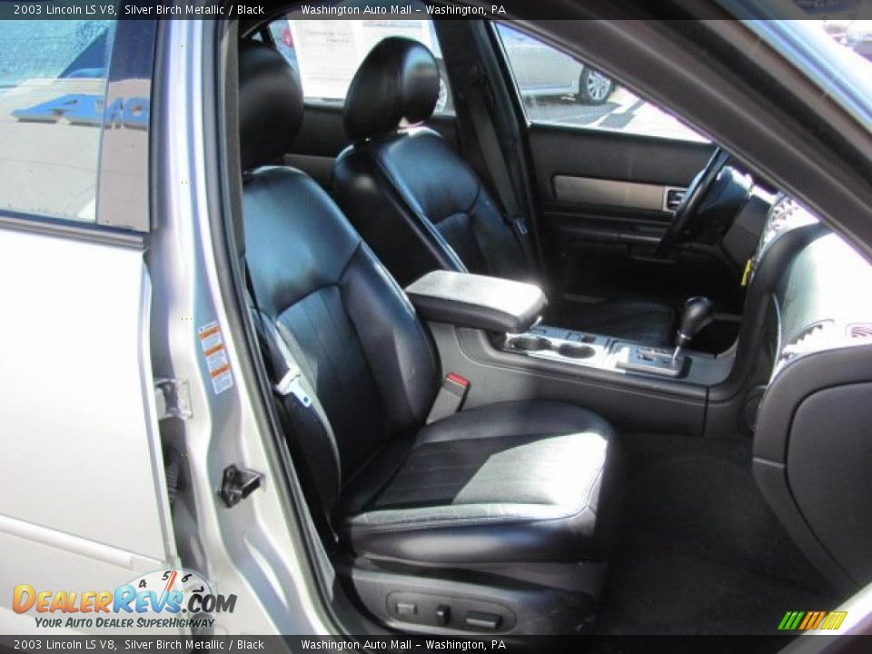 Black Interior 2003 Lincoln Ls V8 Photo 12 Dealerrevs Com