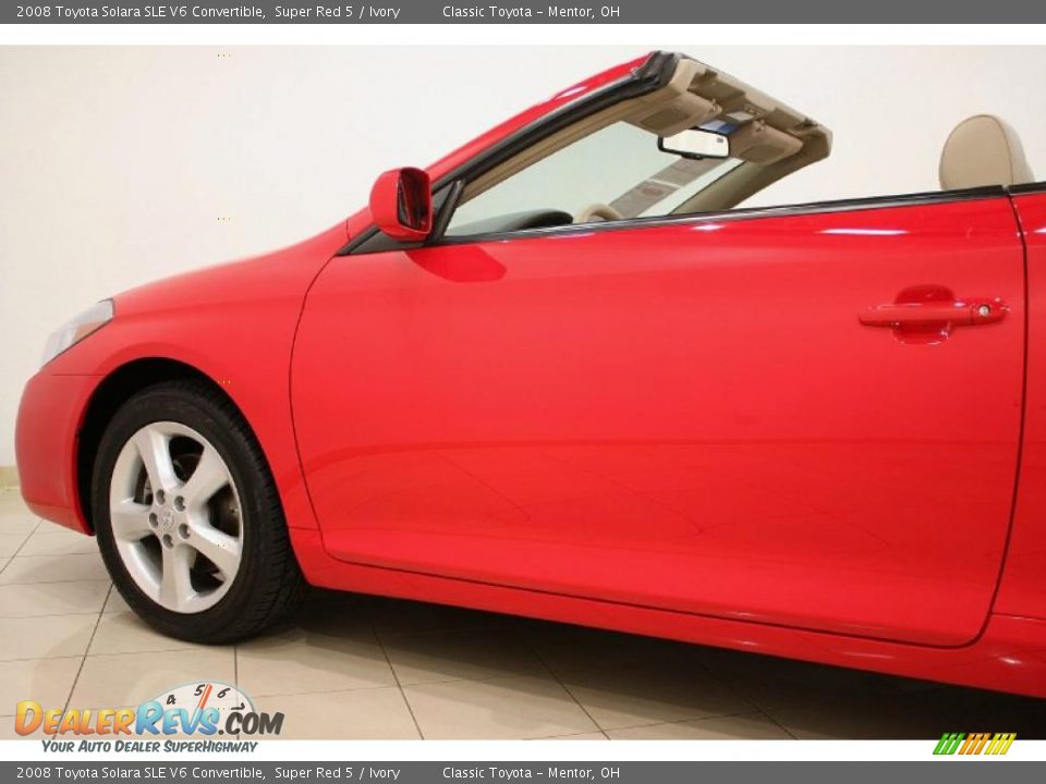 2008 Toyota Solara SLE V6 Convertible Super Red 5 / Ivory Photo #28