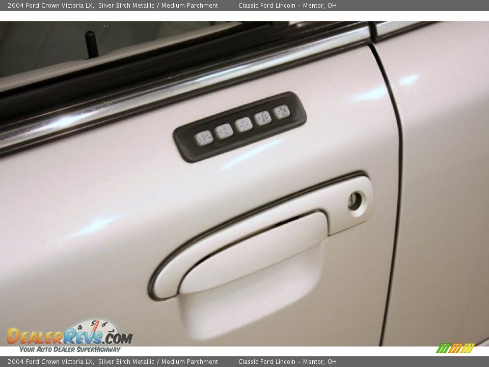 2004 Ford Crown Victoria LX Silver Birch Metallic / Medium Parchment Photo #8