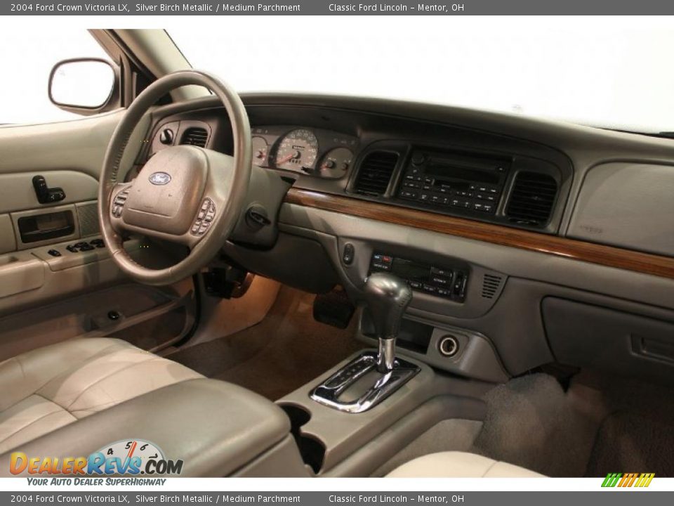 Medium Parchment Interior 2004 Ford Crown Victoria Lx