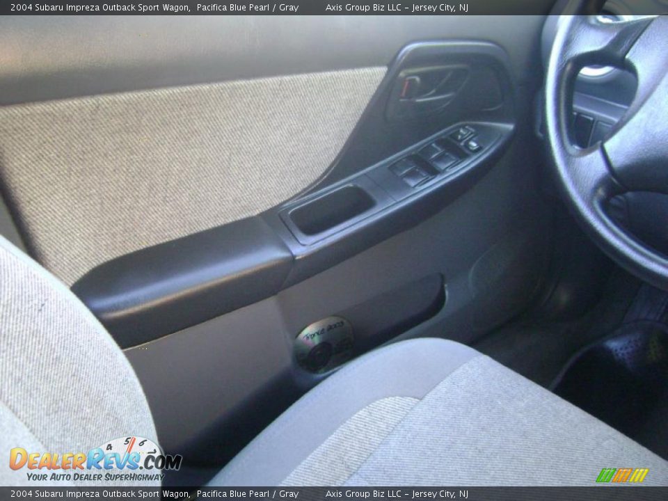 2004 Subaru Impreza Outback Sport Wagon Pacifica Blue Pearl / Gray Photo #25