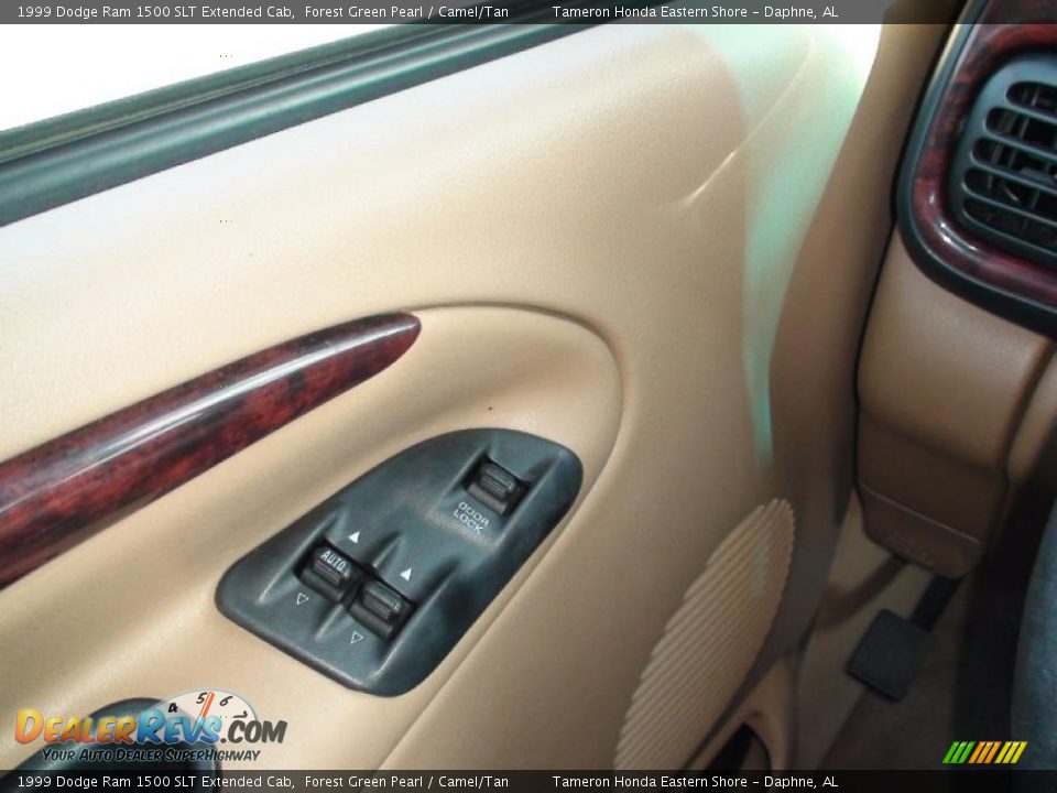 1999 Dodge Ram 1500 SLT Extended Cab Forest Green Pearl / Camel/Tan Photo #18