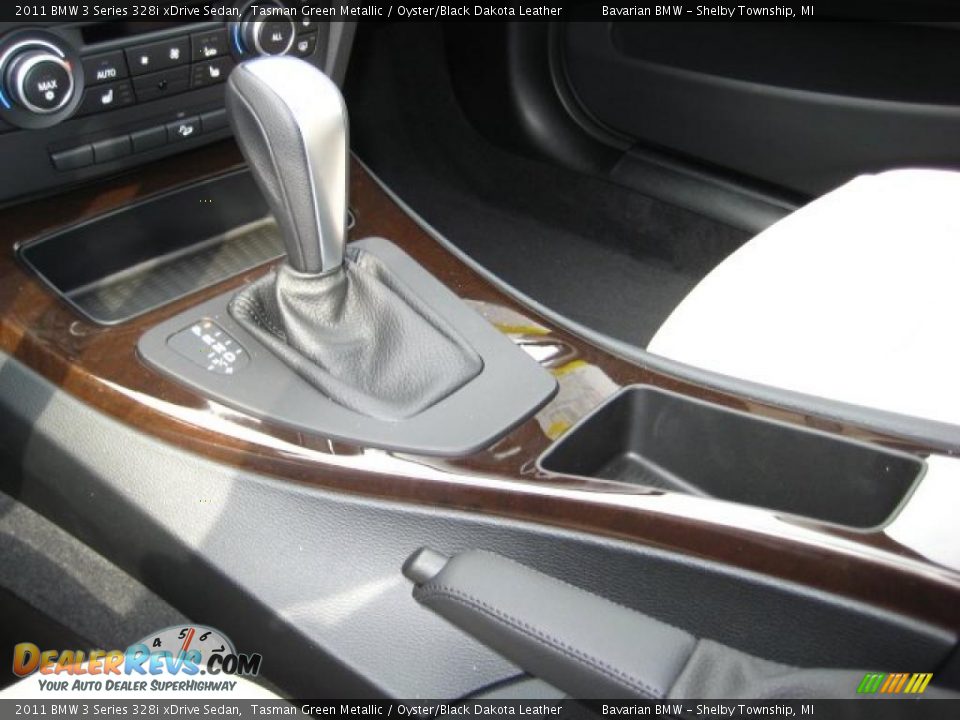 2011 BMW 3 Series 328i xDrive Sedan Shifter Photo #14