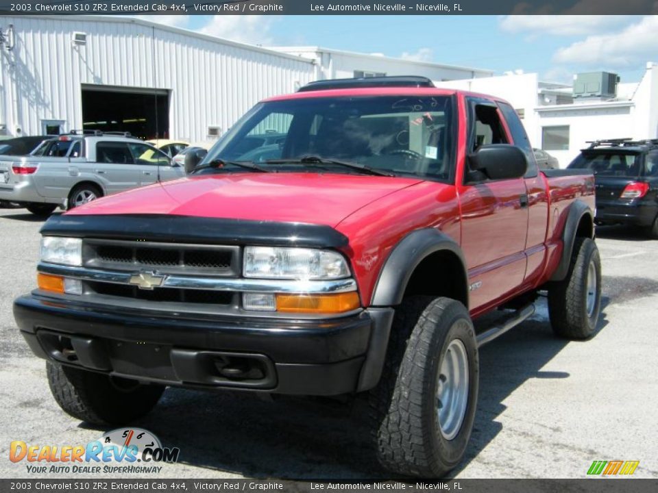 2003 Chevrolet S10 ZR2 Extended Cab 4x4 Victory Red / Graphite Photo #1