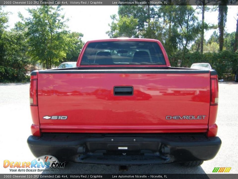 2003 Chevrolet S10 ZR2 Extended Cab 4x4 Victory Red / Graphite Photo #4