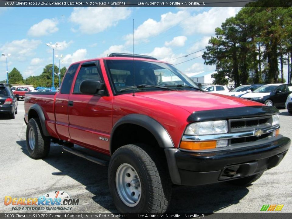 2003 Chevrolet S10 ZR2 Extended Cab 4x4 Victory Red / Graphite Photo #7