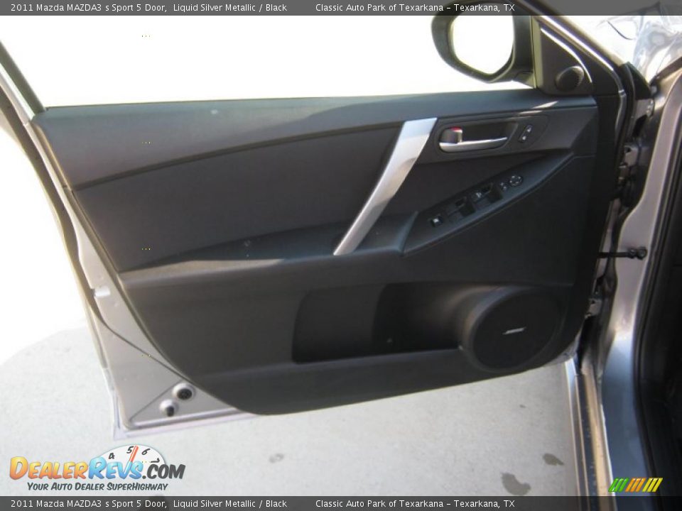 2011 Mazda MAZDA3 s Sport 5 Door Liquid Silver Metallic / Black Photo #16