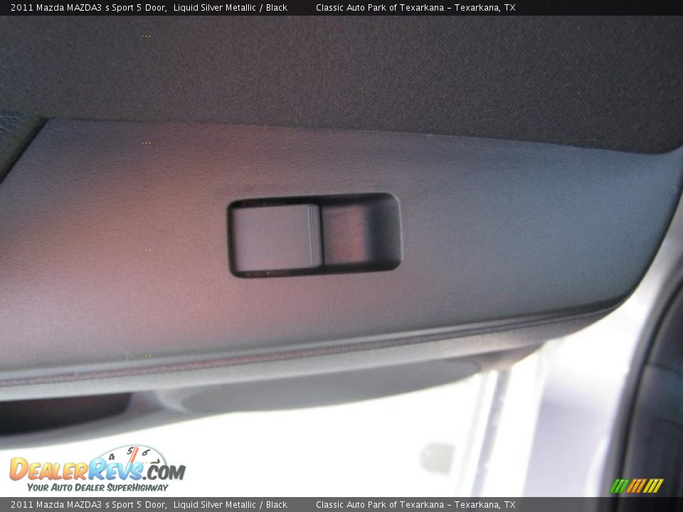2011 Mazda MAZDA3 s Sport 5 Door Liquid Silver Metallic / Black Photo #19