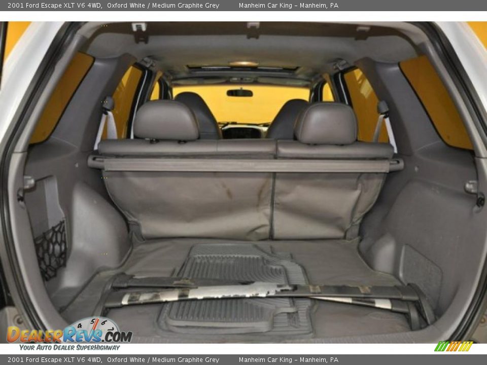 2001 Ford Escape XLT V6 4WD Trunk Photo #13