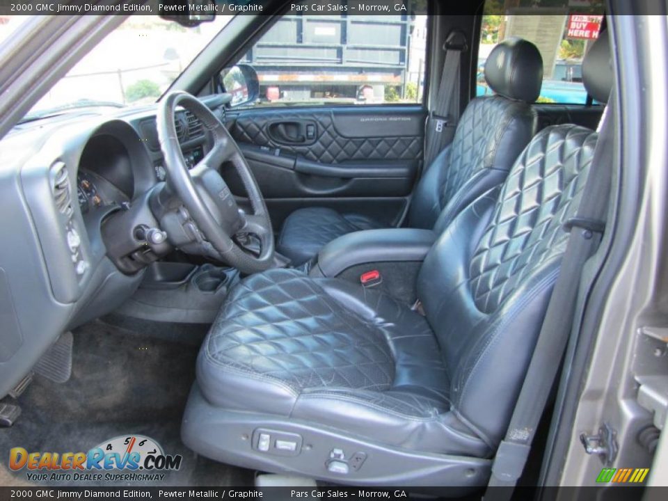 Graphite Interior - 2000 GMC Jimmy Diamond Edition Photo #6