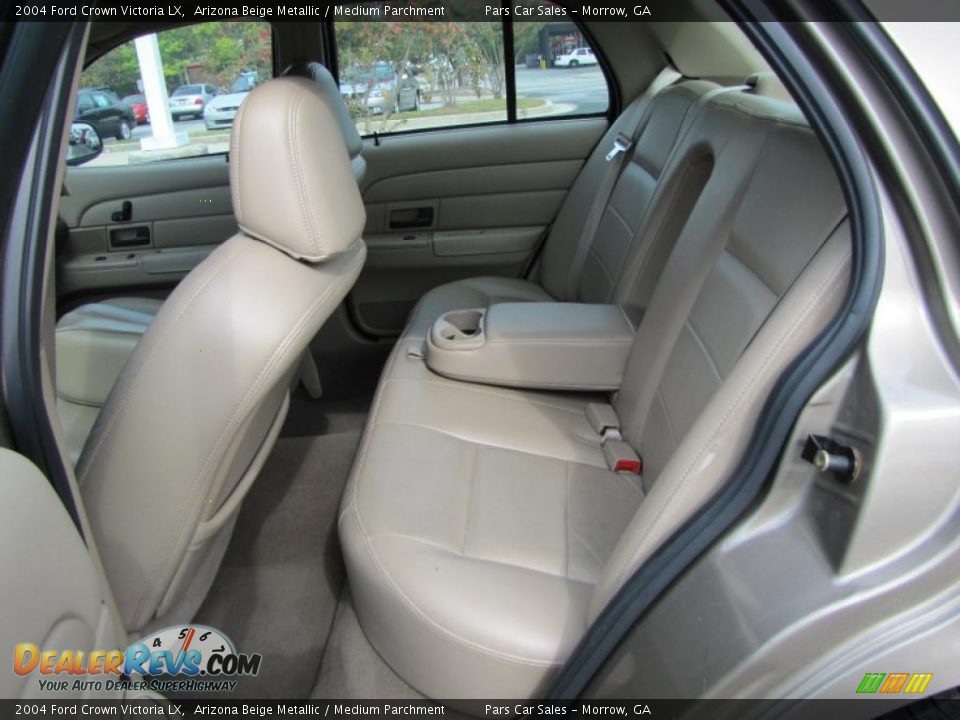 Medium Parchment Interior - 2004 Ford Crown Victoria LX Photo #8