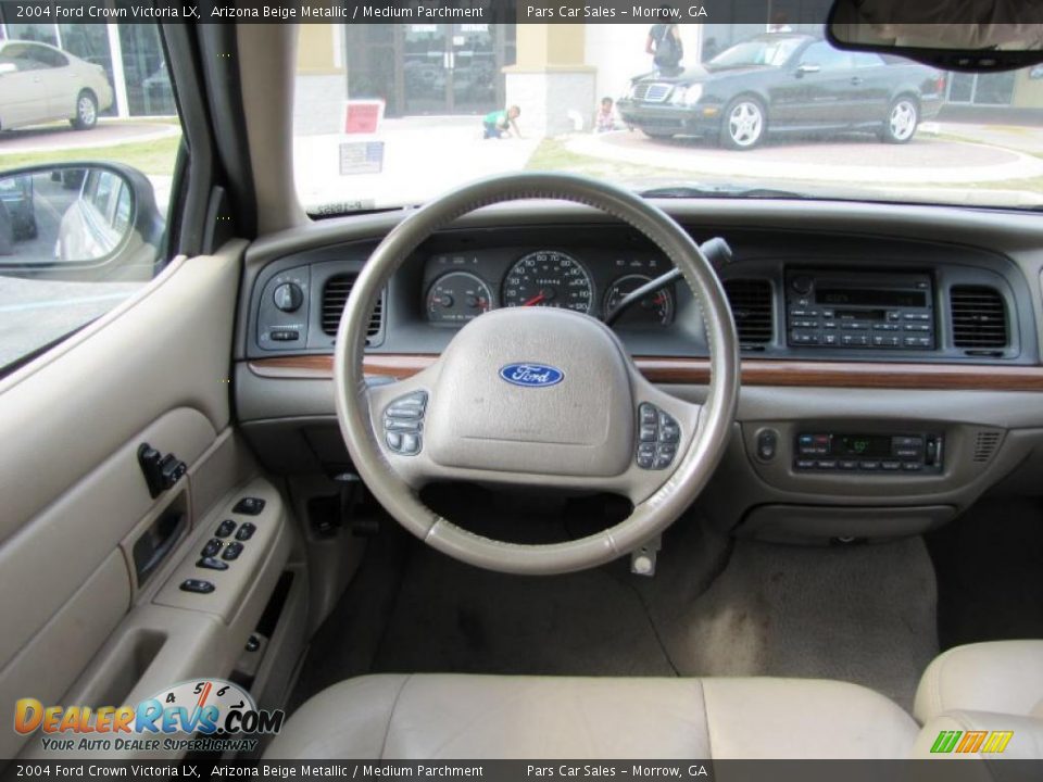 Dashboard of 2004 Ford Crown Victoria LX Photo #11