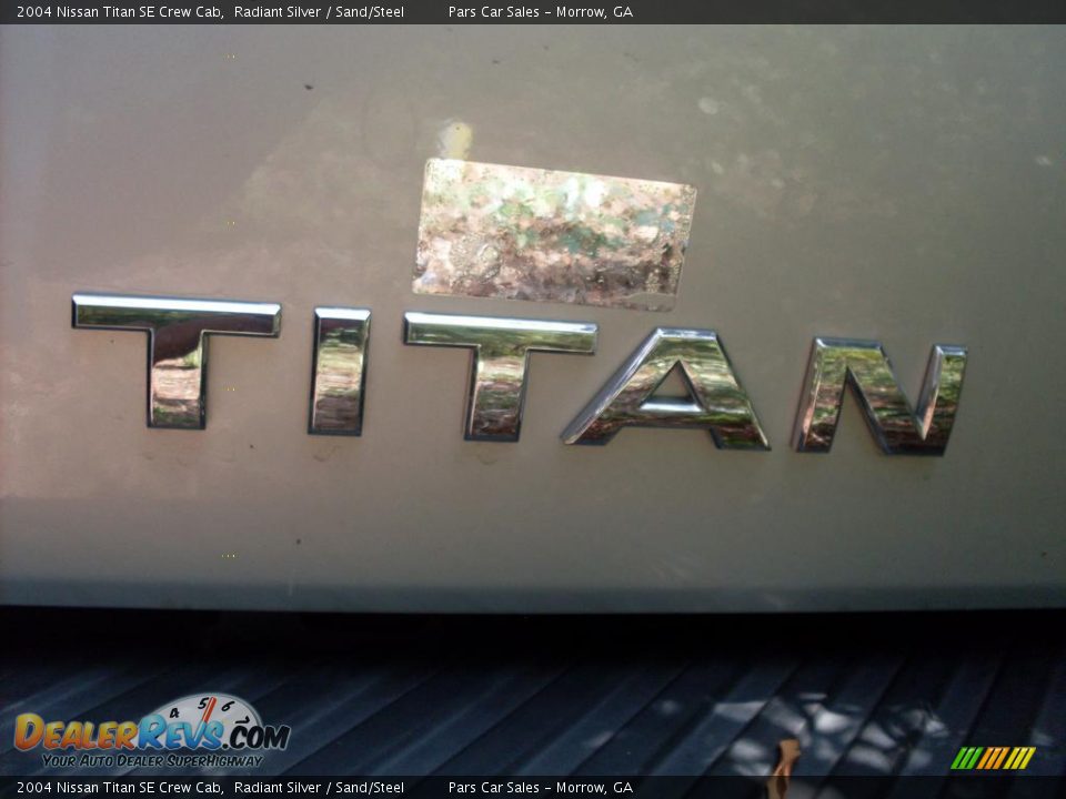 2004 Nissan Titan SE Crew Cab Radiant Silver / Sand/Steel Photo #6