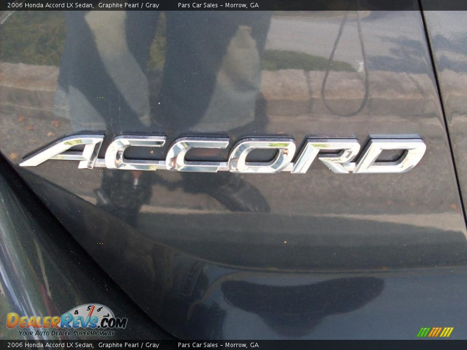 2006 Honda Accord LX Sedan Graphite Pearl / Gray Photo #8