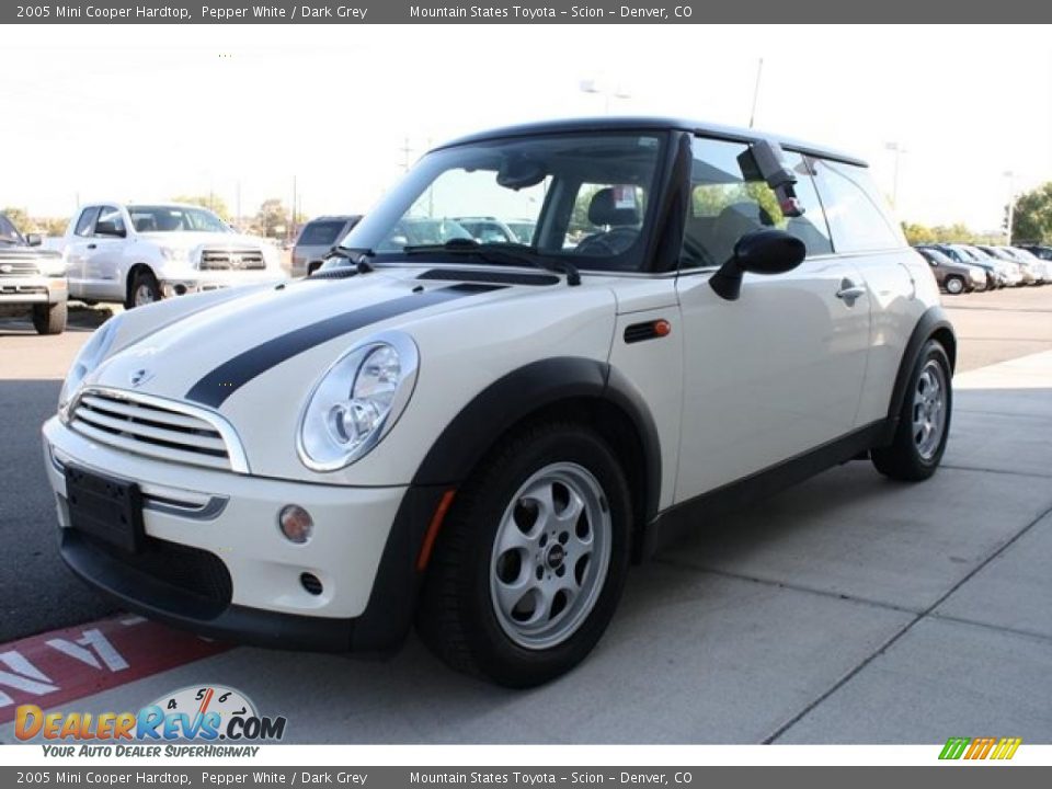 2005 Mini Cooper Hardtop Pepper White / Dark Grey Photo #5