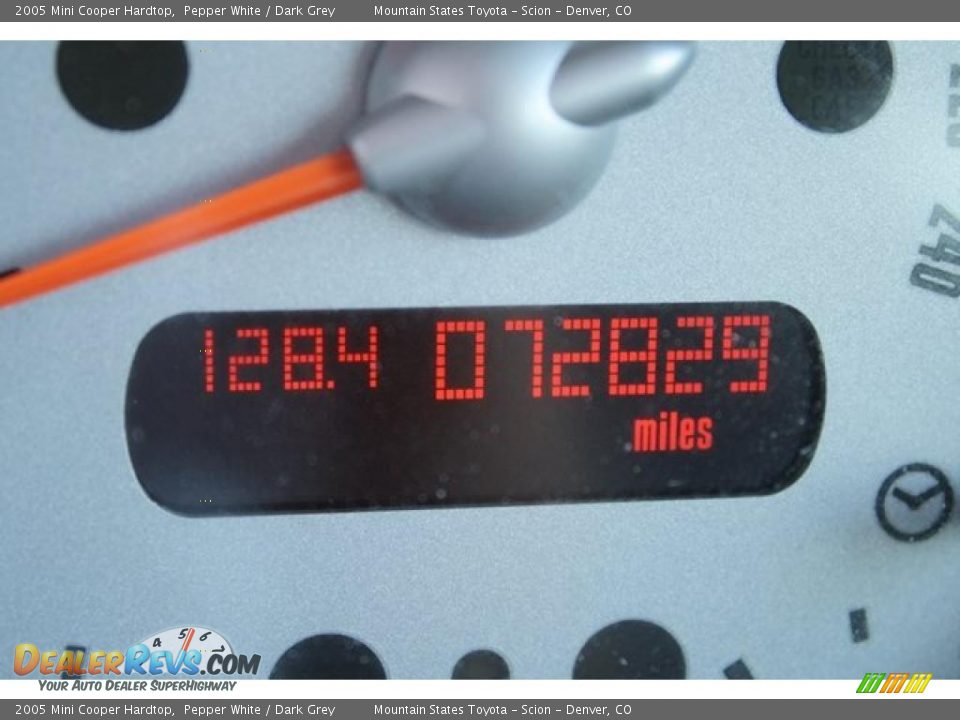 2005 Mini Cooper Hardtop Pepper White / Dark Grey Photo #8