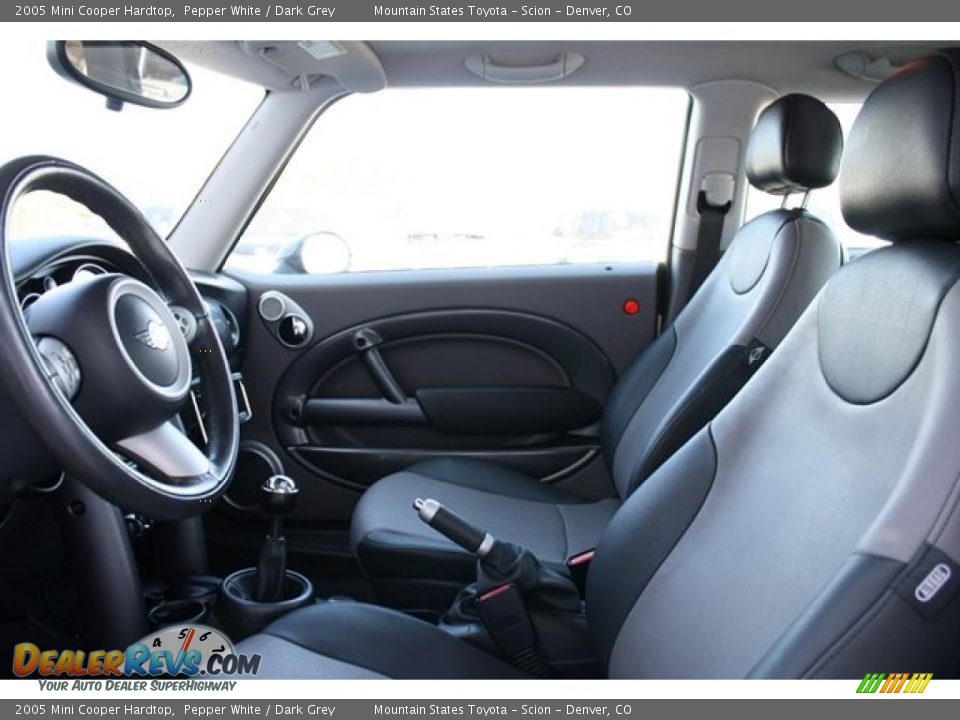 2005 Mini Cooper Hardtop Pepper White / Dark Grey Photo #10