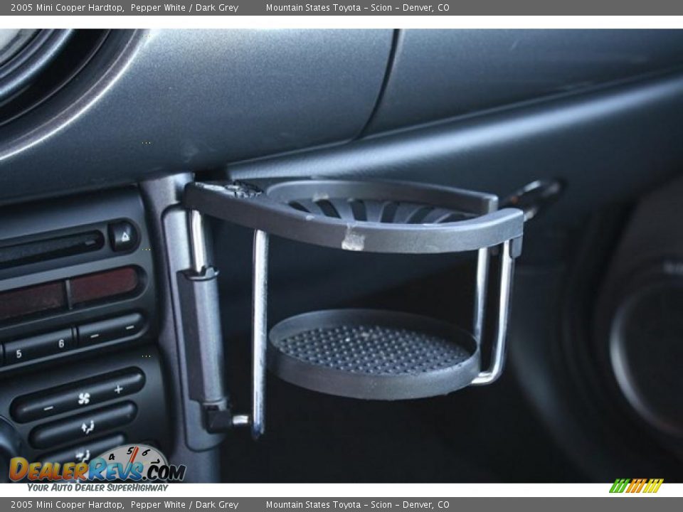 2005 Mini Cooper Hardtop Pepper White / Dark Grey Photo #22