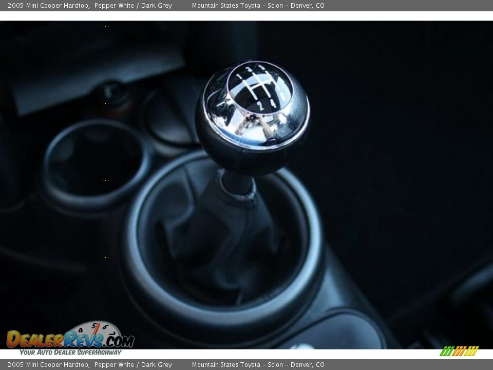 2005 Mini Cooper Hardtop Shifter Photo #23