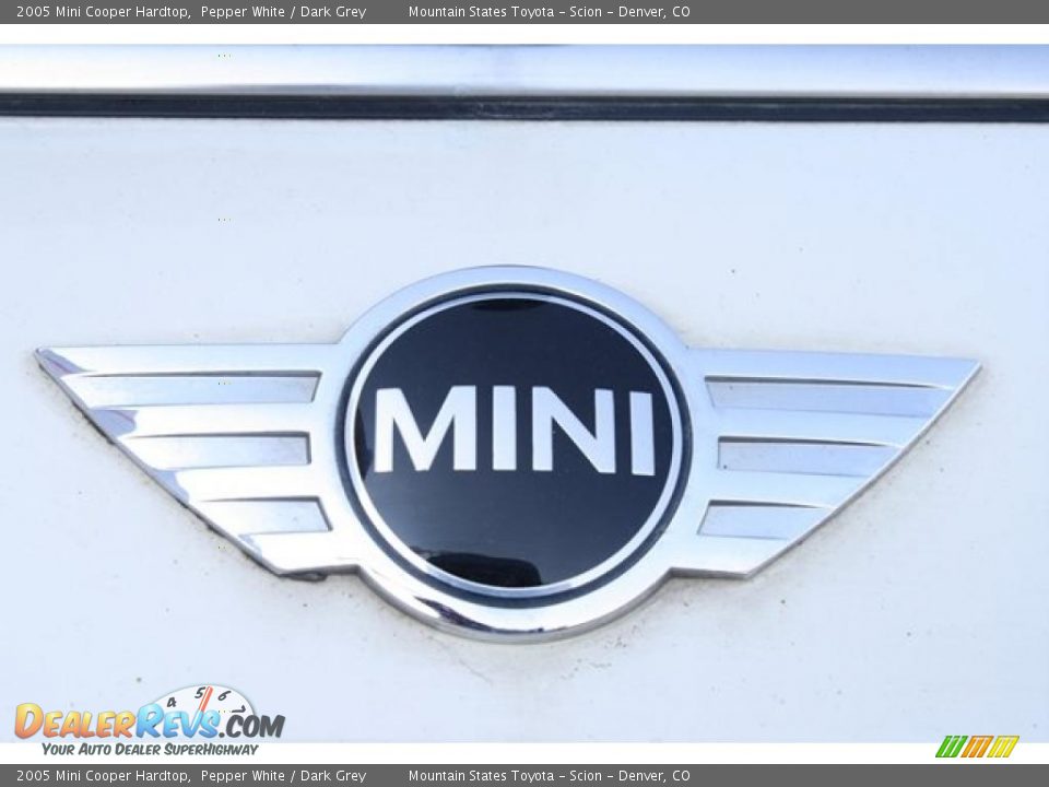 2005 Mini Cooper Hardtop Logo Photo #30