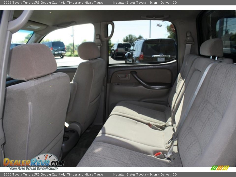 2006 Toyota Tundra SR5 Double Cab 4x4 Timberland Mica / Taupe Photo #10
