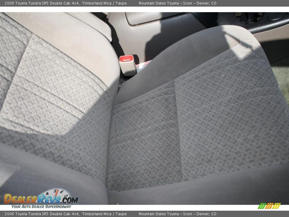 2006 Toyota Tundra SR5 Double Cab 4x4 Timberland Mica / Taupe Photo #12
