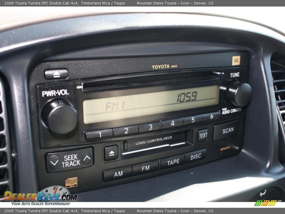 2006 Toyota Tundra SR5 Double Cab 4x4 Timberland Mica / Taupe Photo #17