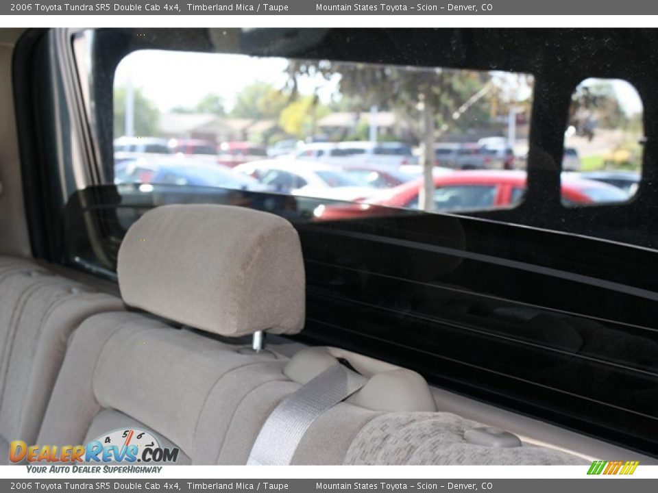 2006 Toyota Tundra SR5 Double Cab 4x4 Timberland Mica / Taupe Photo #26
