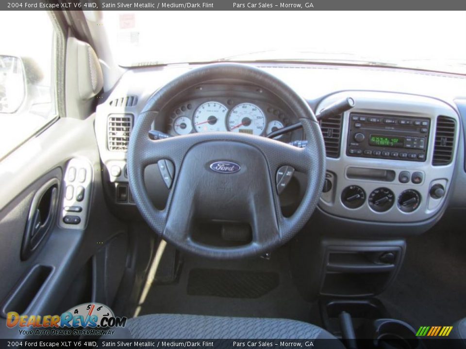 Dashboard of 2004 Ford Escape XLT V6 4WD Photo #14