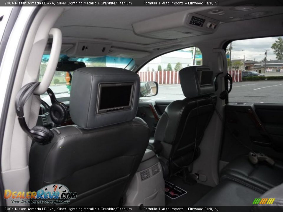 2004 Nissan Armada LE 4x4 Silver Lightning Metallic / Graphite/Titanium Photo #6