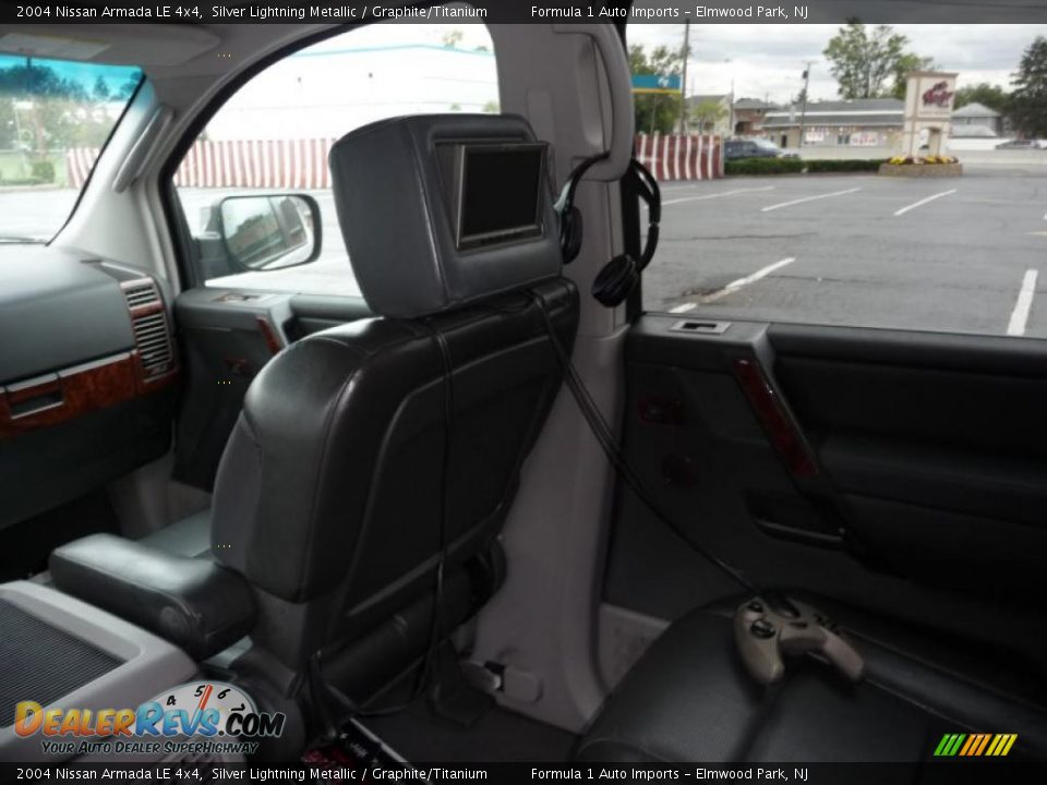 2004 Nissan Armada LE 4x4 Silver Lightning Metallic / Graphite/Titanium Photo #7