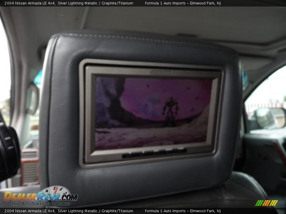 2004 Nissan Armada LE 4x4 Silver Lightning Metallic / Graphite/Titanium Photo #26