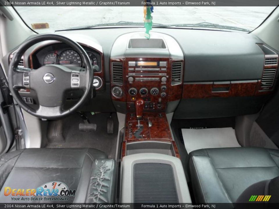 2004 Nissan Armada LE 4x4 Silver Lightning Metallic / Graphite/Titanium Photo #28